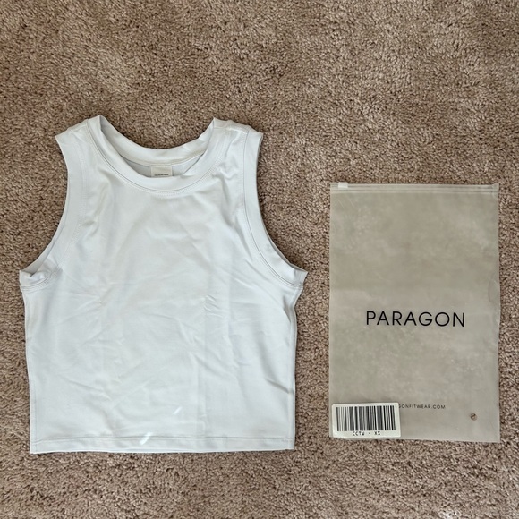 Paragon Colombia Crop Top - Picture 1 of 4